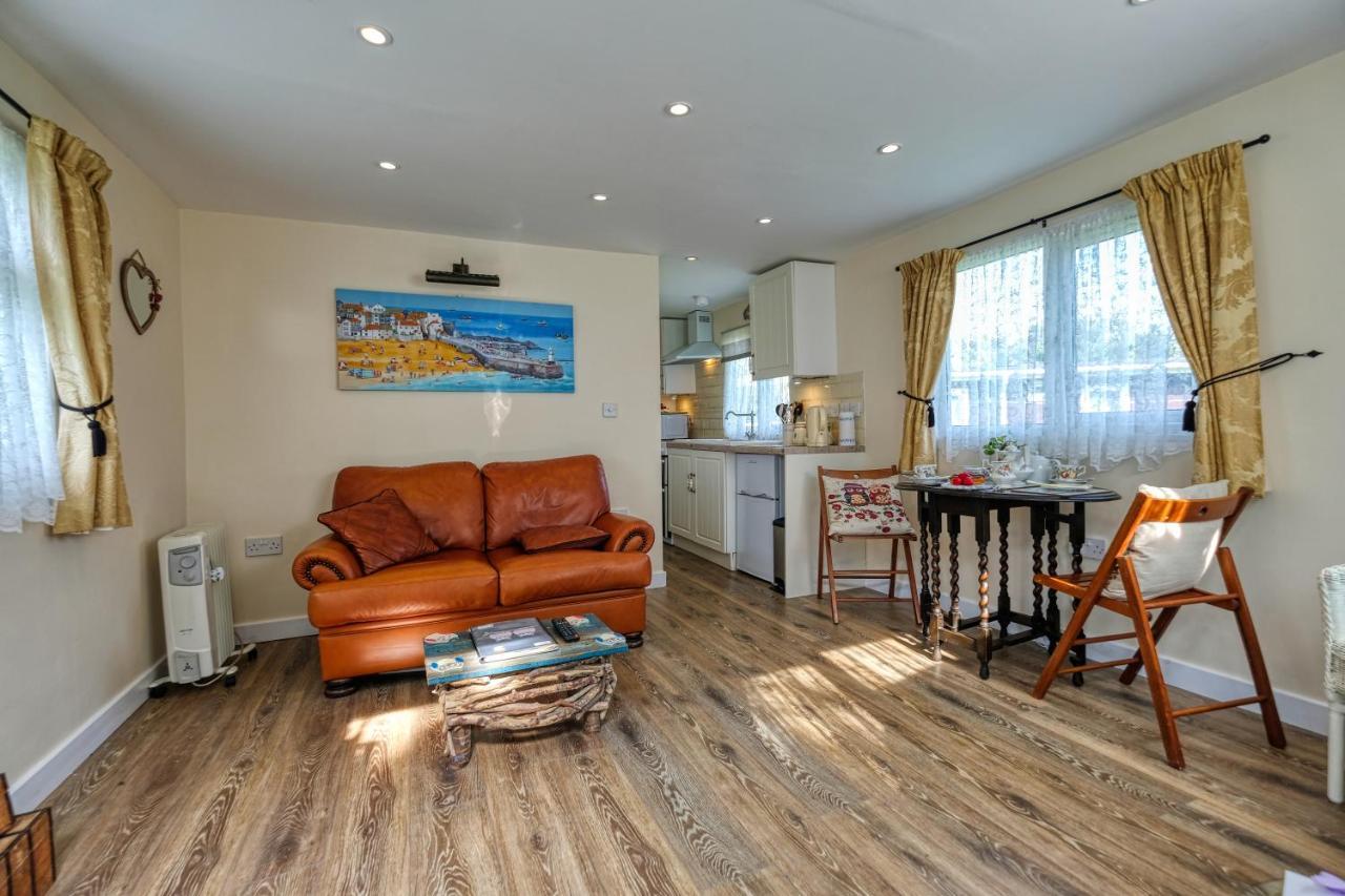 Two Hoots Chalet Mundesley Exterior foto